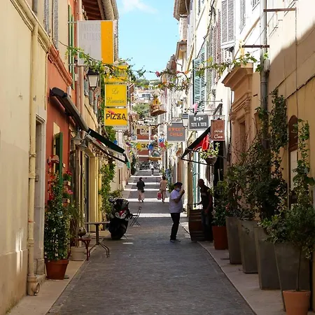 La Ferronnerie Centre *